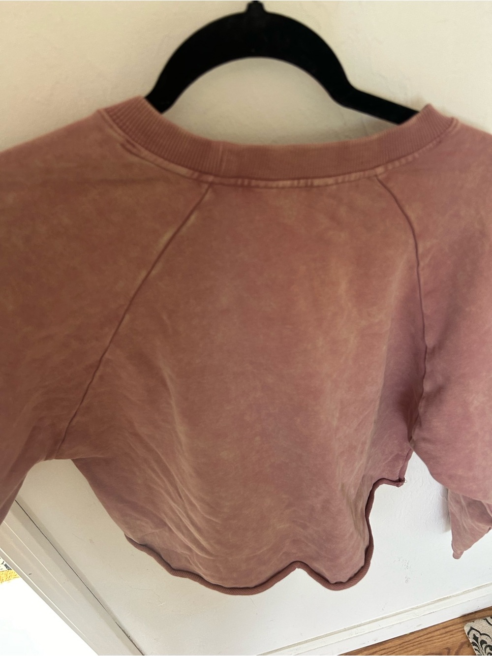 Joy Lab mauve sporty Rose Cropped Crewneck Sweatshirt - Women's - Picture 6 of 7